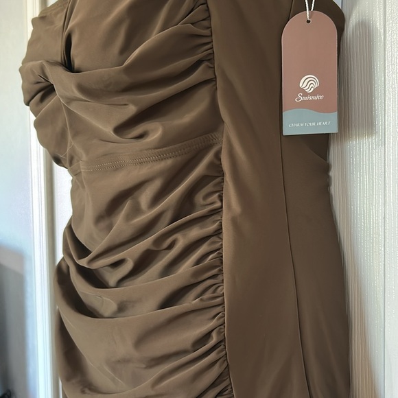 Smismivo tummy control neutral one-piece halter neck swim Brown size XXL/18W - Picture 6 of 12